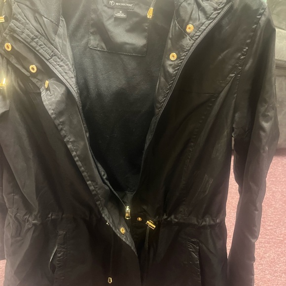 Ladies new direction jacket with zip out hood. - Picture 4 of 5